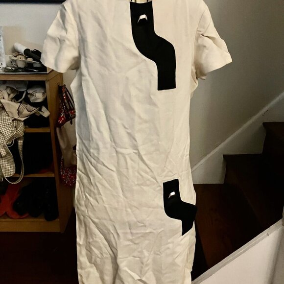 Mod Vintage White Dress With Black Accents - Picture 3 of 7